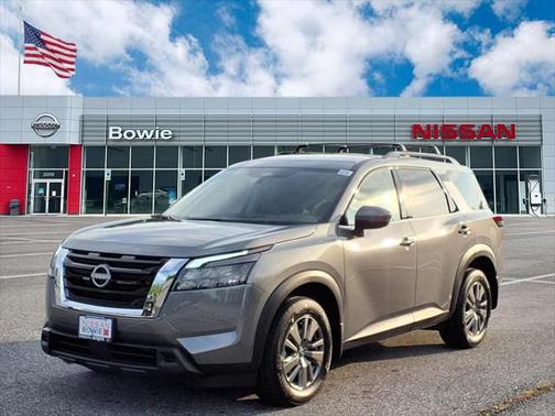 2025 Nissan Pathfinder SV 4WD
