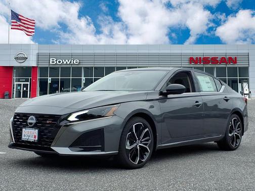 2025 Nissan Altima SR FWD