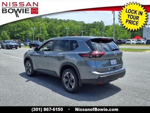 2025 Nissan Rogue SV