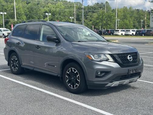 2019 Nissan Pathfinder SL