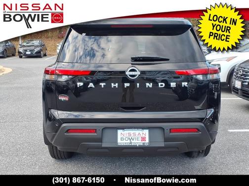 2025 Nissan Pathfinder SV FWD
