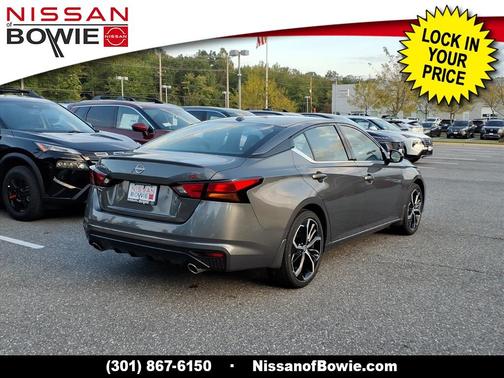 2025 Nissan Altima SR FWD