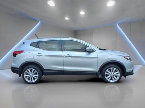2018 Nissan Rogue Sport SV