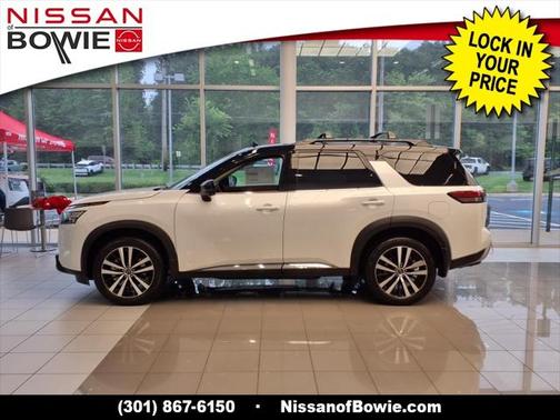 2025 Nissan Pathfinder Platinum 4WD