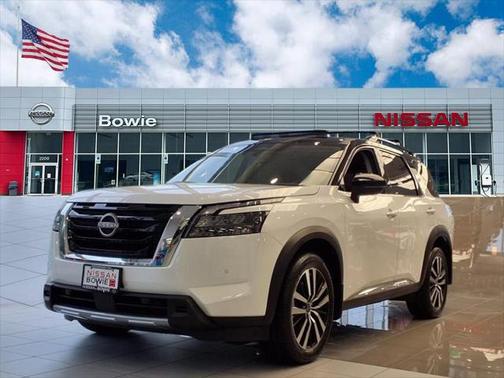 2025 Nissan Pathfinder Platinum 4WD