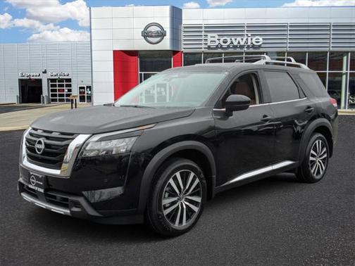 2025 Nissan Pathfinder Platinum 4WD