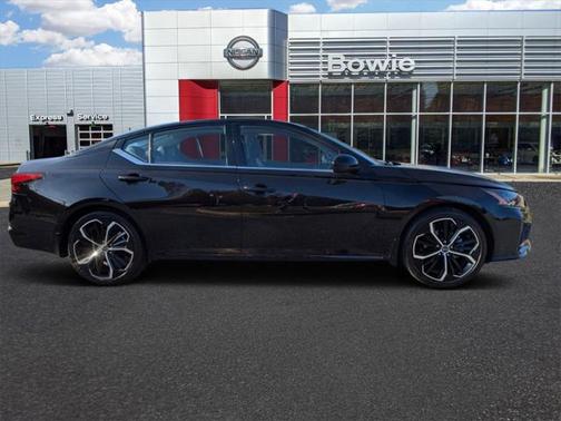 2023 Nissan Altima SR FWD