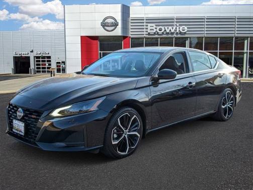 2023 Nissan Altima SR FWD