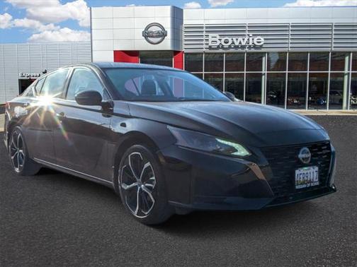 2023 Nissan Altima SR FWD