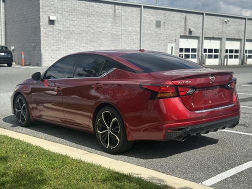 2023 Nissan Altima SR FWD