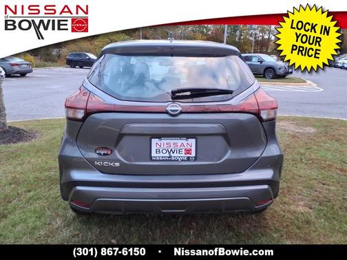2025 Nissan Kicks S