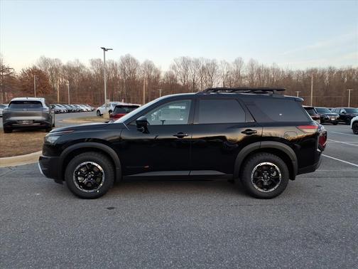2025 Nissan Pathfinder Rock Creek 4WD