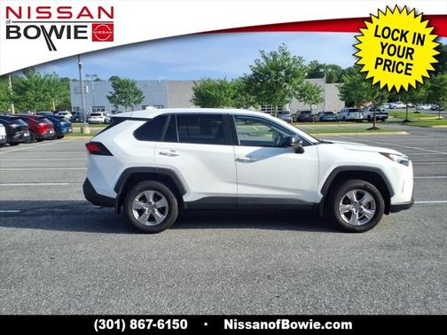 2023 Toyota RAV4 LE