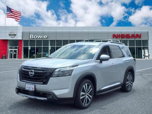 2025 Nissan Pathfinder Platinum 4WD