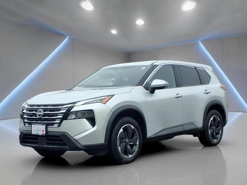 Brilliant Silver Metallic 2024 Nissan Rogue SV