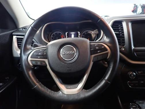 Blue 2014 Jeep Cherokee Latitude
