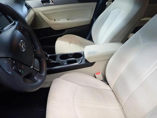 Black 2015 Hyundai SONATA SE