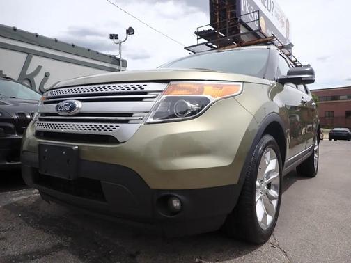 Green 2013 Ford Explorer XLT