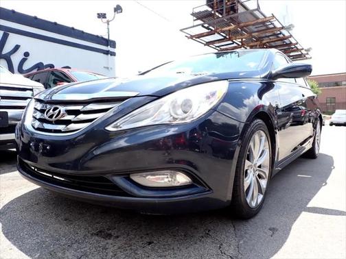 2012 Hyundai SONATA SE
