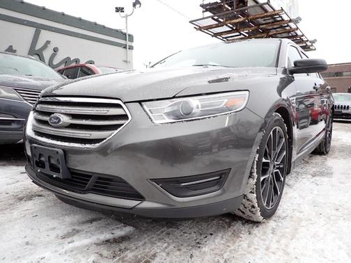 2017 Ford Taurus SEL