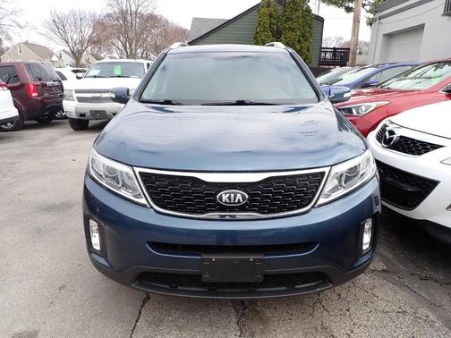 Blue 2014 Kia Sorento LX