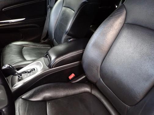 2012 Dodge Journey R/T