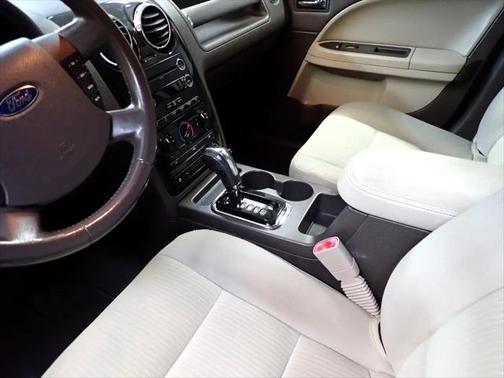 2008 Ford Taurus X 4dr Wgn SEL FWD