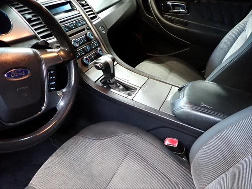 2012 Ford Taurus SEL