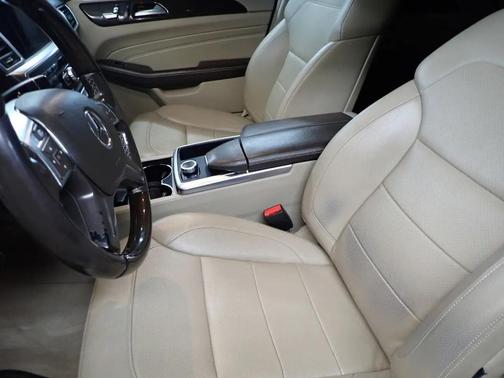 Black 2015 Mercedes-Benz M-Class 4MATIC ML 350