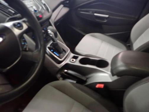 Blue 2014 Ford Escape SE