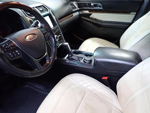 2016 Ford Explorer Platinum