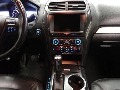 Gray 2017 Ford Explorer XLT