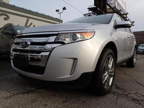 Silver 2013 Ford Edge Limited