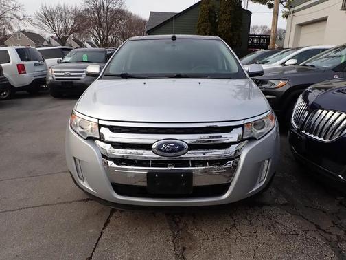 Silver 2013 Ford Edge Limited