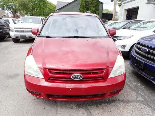 Maroon 2008 Kia Sedona LX