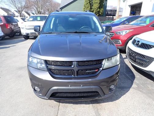 Gray 2017 Dodge Journey GT
