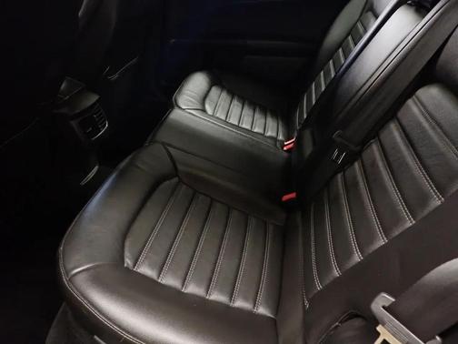 Black 2014 Ford Fusion SE