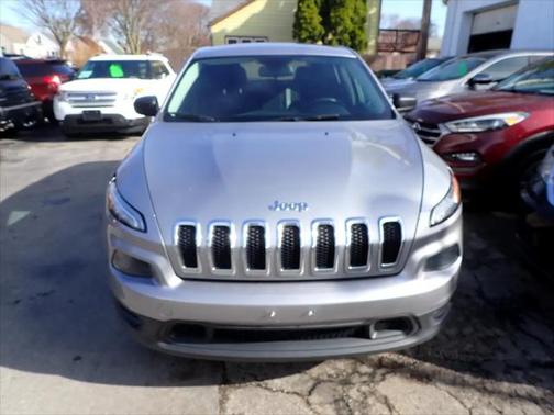 2014 Jeep Cherokee Sport