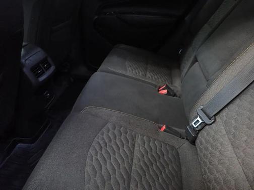 White 2019 Chevrolet Equinox 1LT