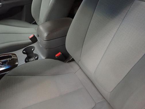 2012 Hyundai SANTA FE GLS