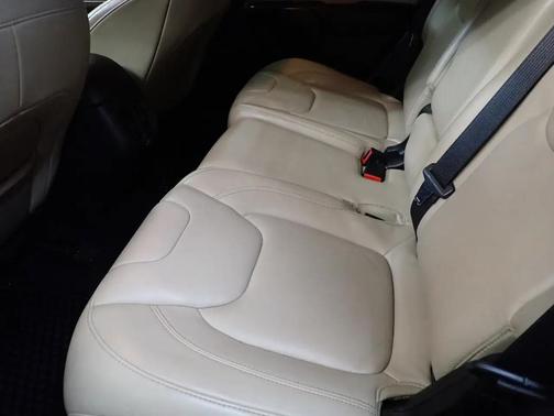GREY 2017 Jeep Cherokee Latitude