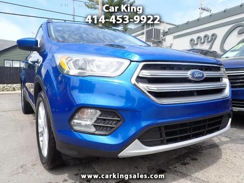 Blue 2017 Ford Escape SE