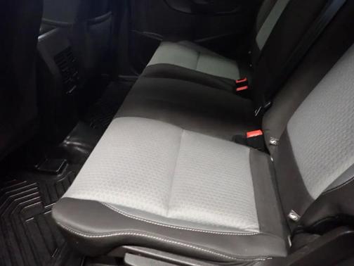Blue 2017 Ford Escape SE