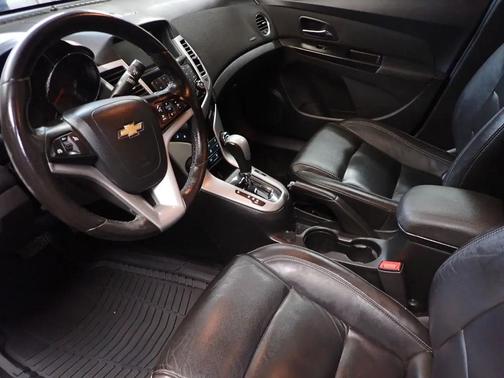 Burgundy 2014 Chevrolet Cruze 2LT