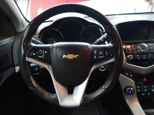 Burgundy 2014 Chevrolet Cruze 2LT