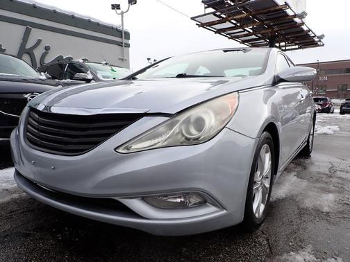 2011 Hyundai SONATA Limited 2.0T