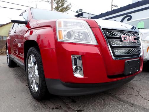 Photo 1 of 25 of 2014 GMC Terrain SLT-2