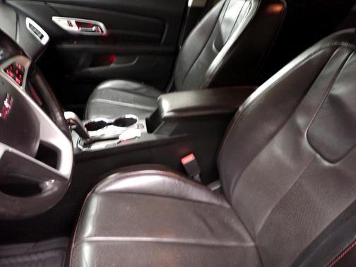 Photo 4 of 25 of 2014 GMC Terrain SLT-2