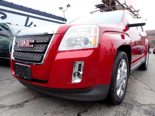 Photo 3 of 25 of 2014 GMC Terrain SLT-2