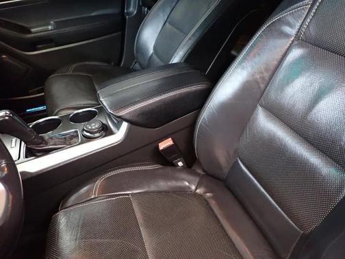 Black 2014 Ford Explorer Sport